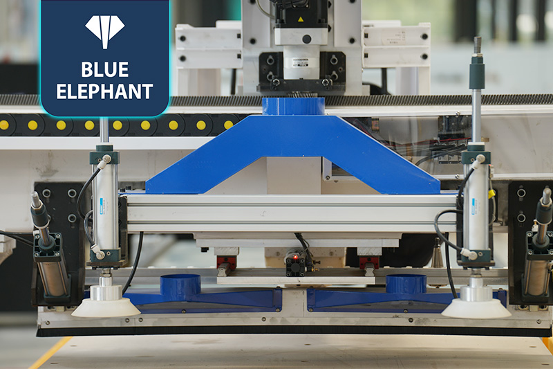 EK2開料機(jī)+上下料貼標(biāo)